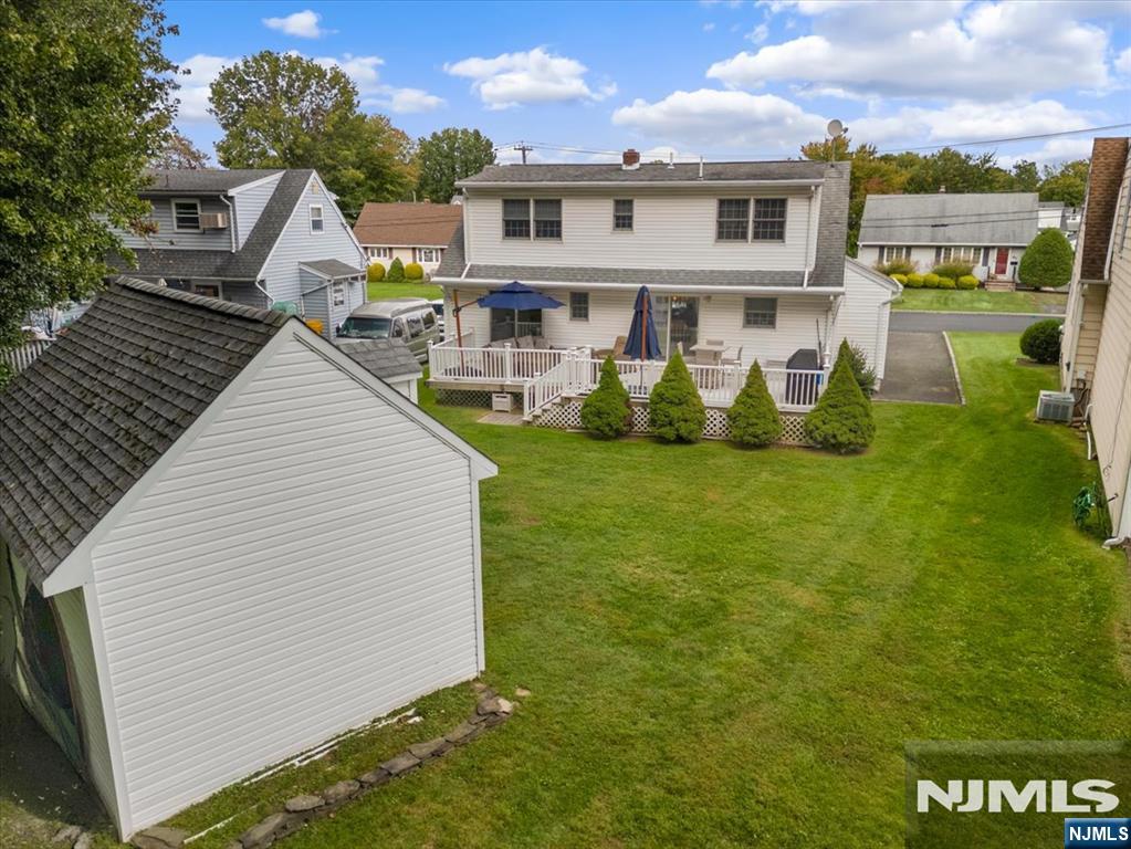 main property photo 41