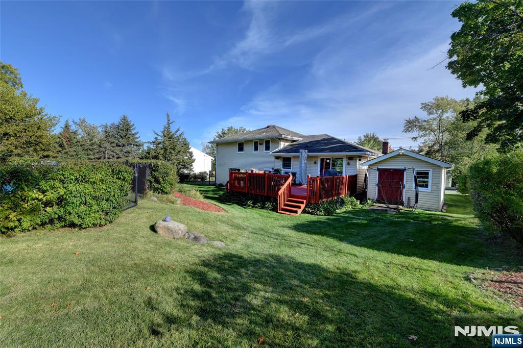 main property photo 39