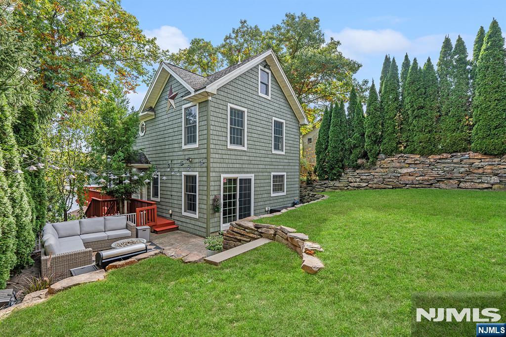 main property photo 14