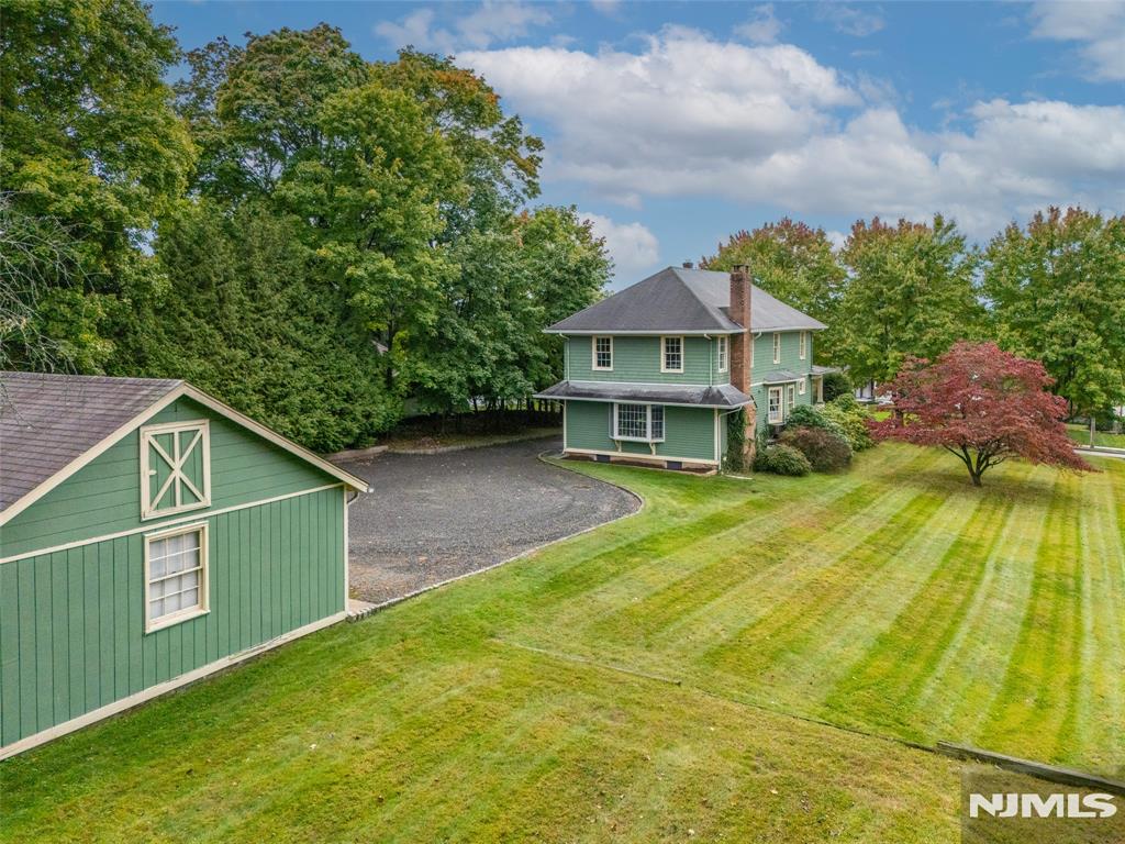 main property photo 38