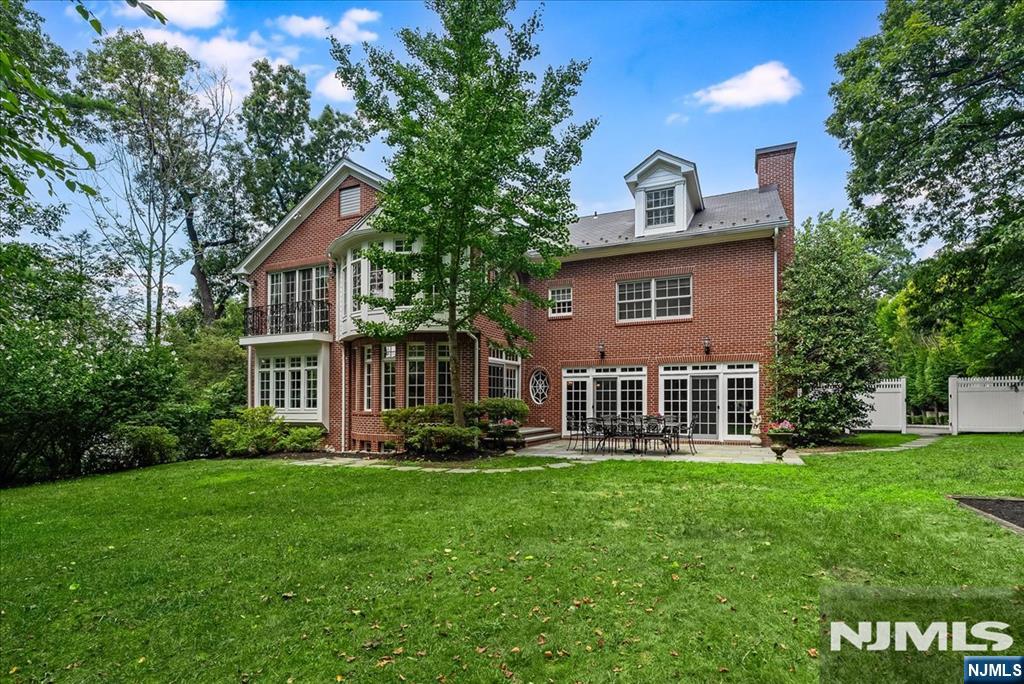 main property photo 42
