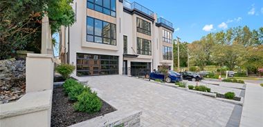 image of property with 3 Bed | 5 Bath | 0 Sqft