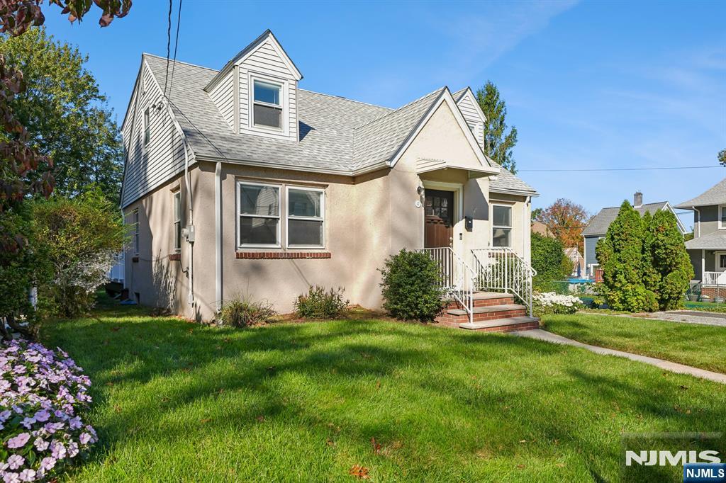 main property photo 31