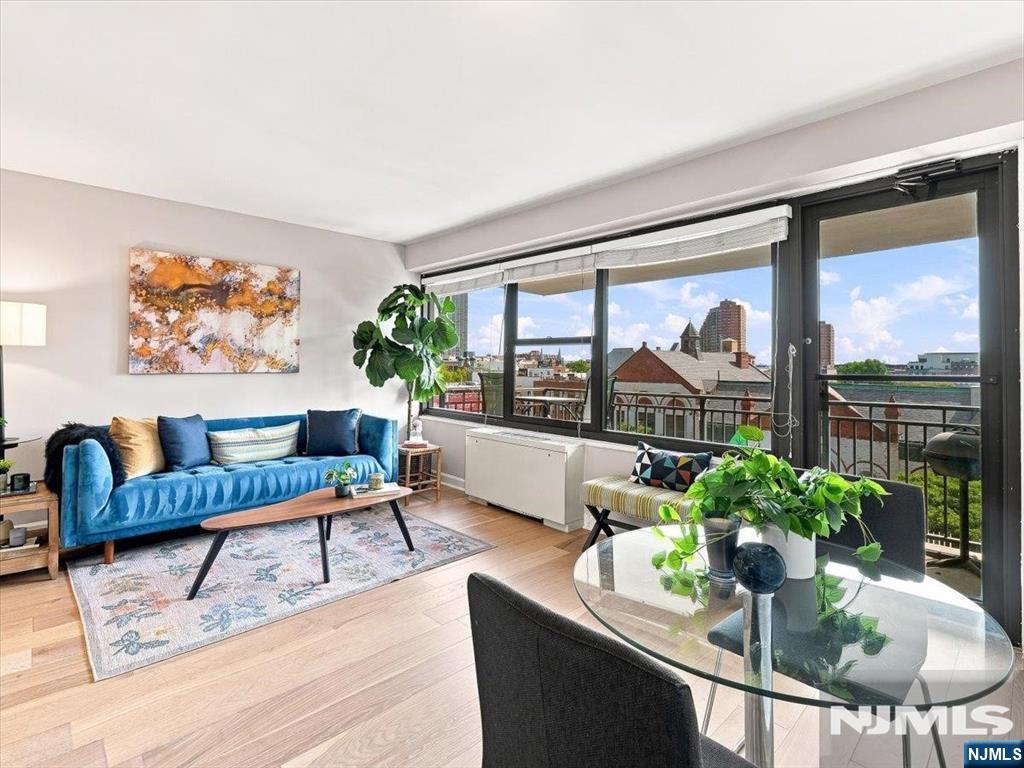 main property photo 0