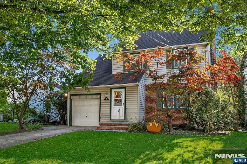main property photo 0