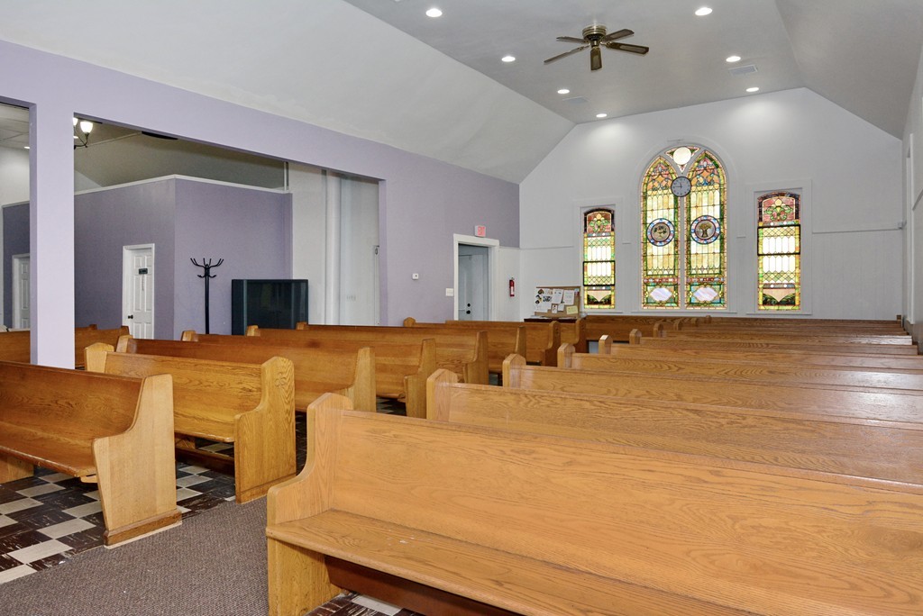 main property photo 5