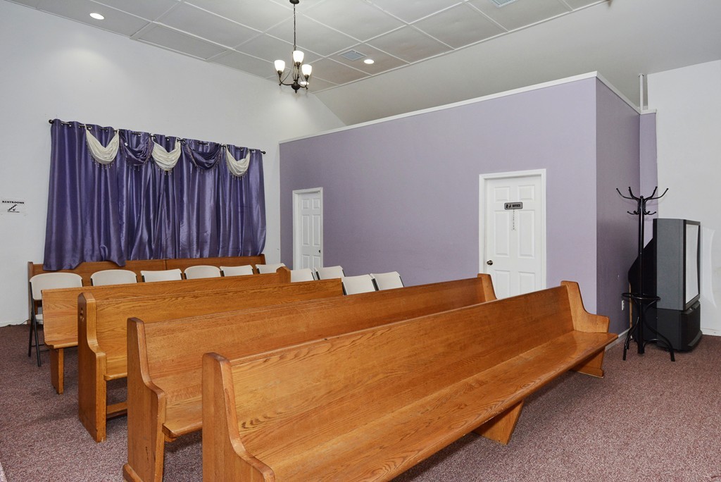 main property photo 9
