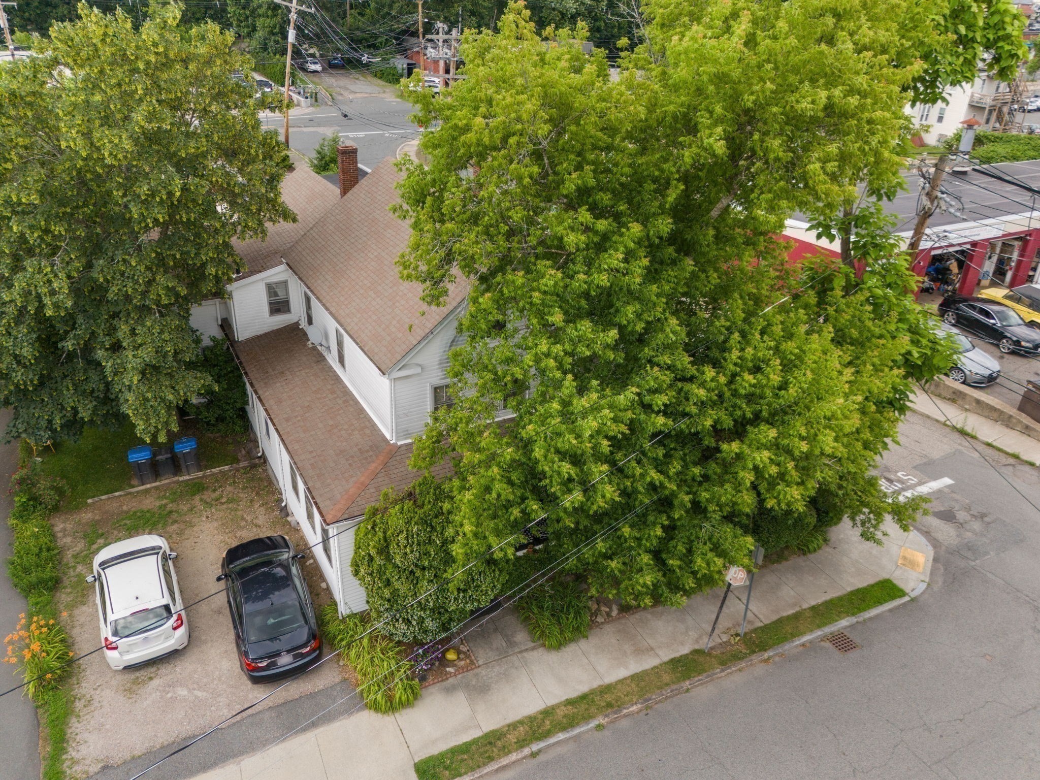 main property photo 31