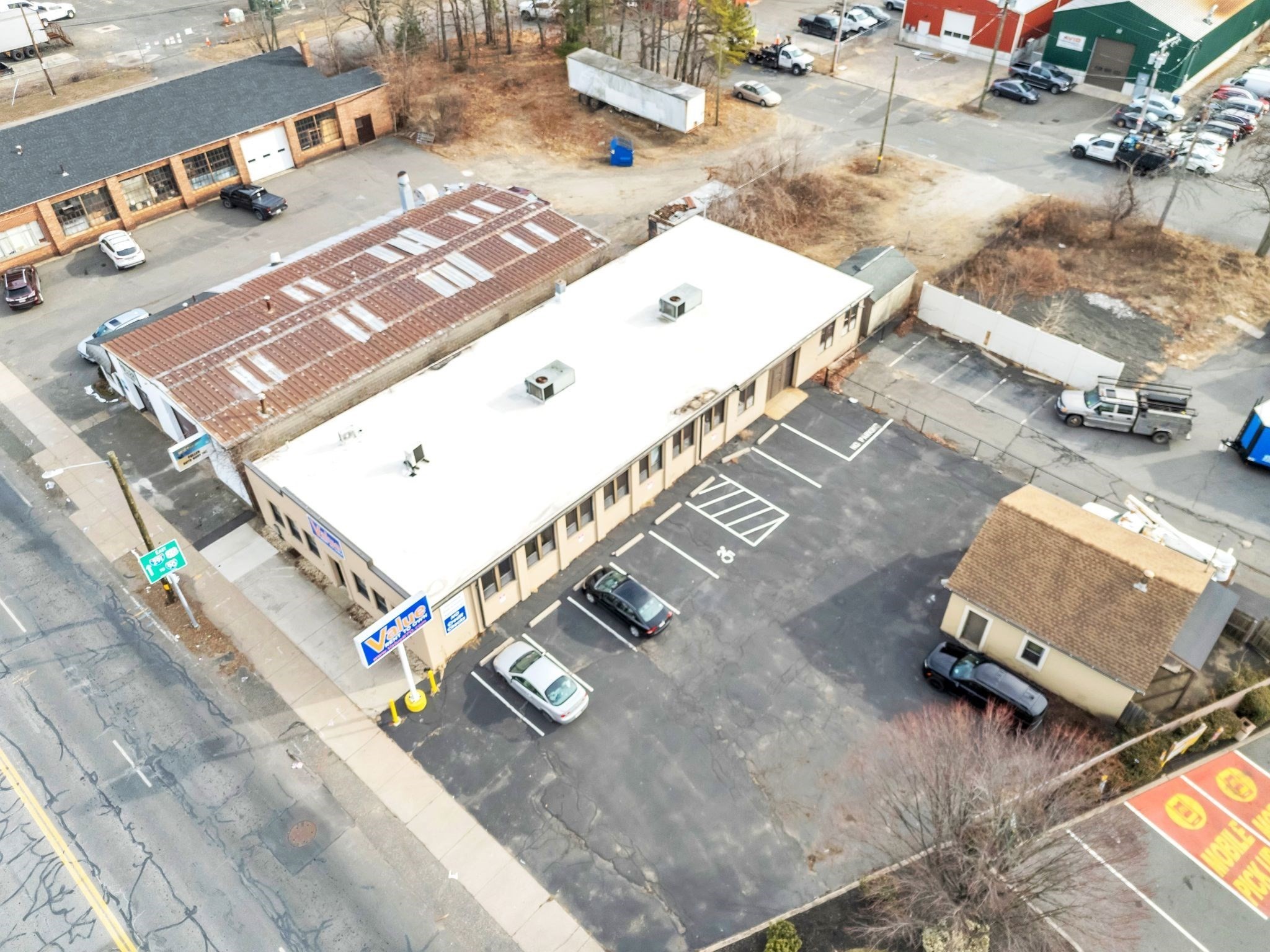 main property photo 15