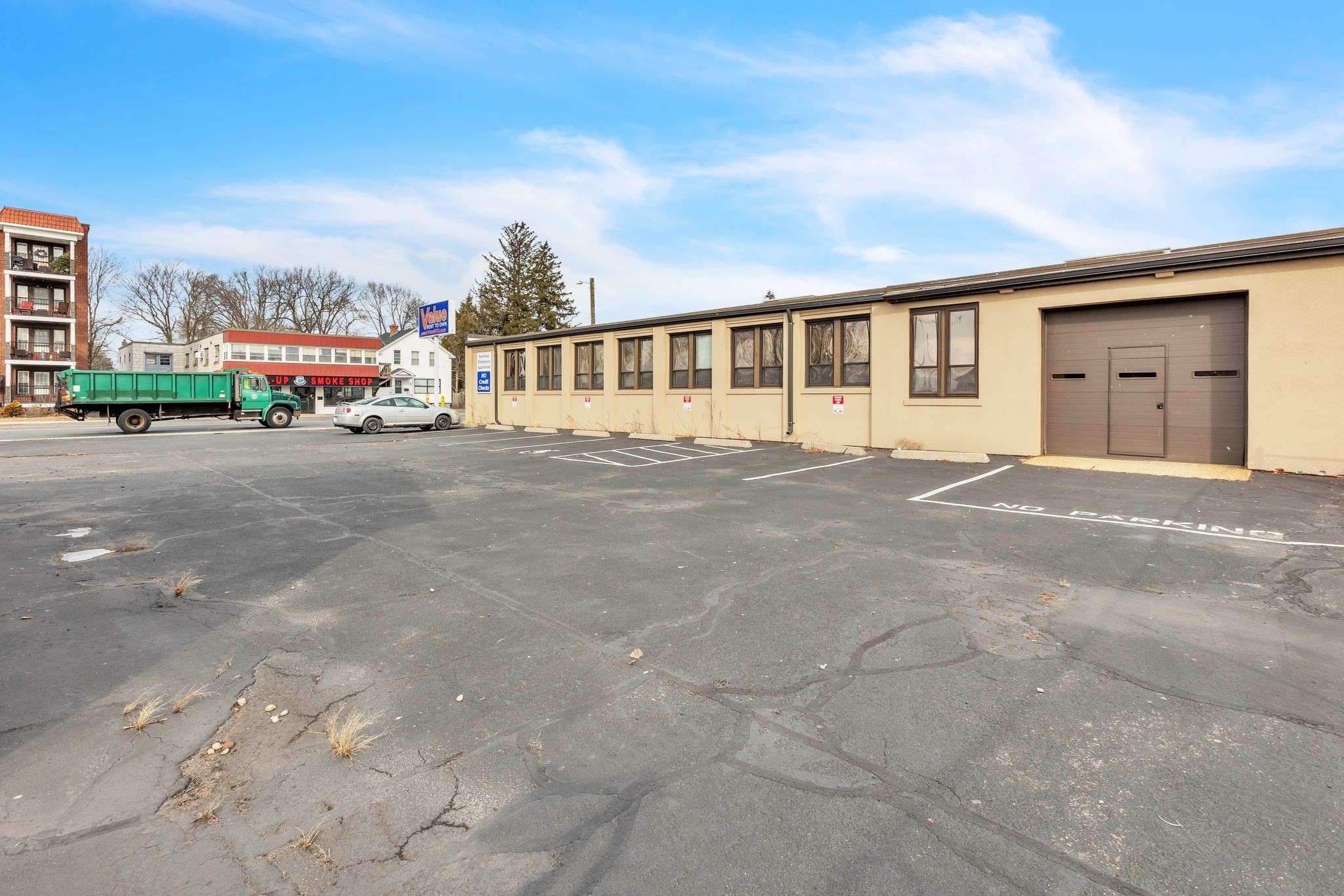 main property photo 2