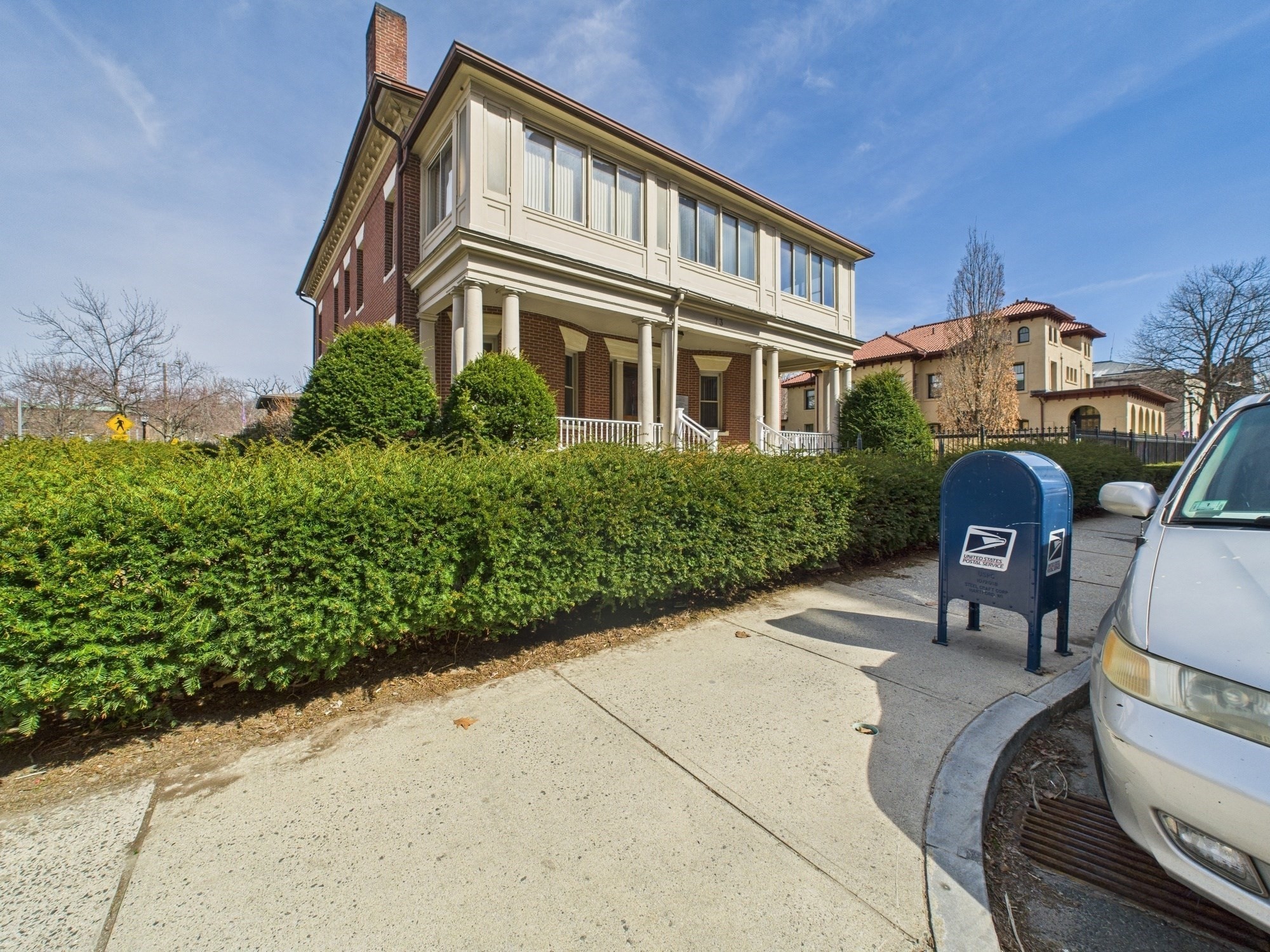 main property photo 4