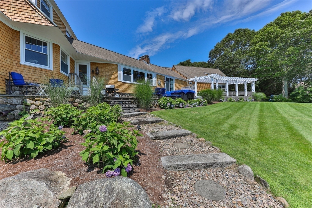 main property photo 38