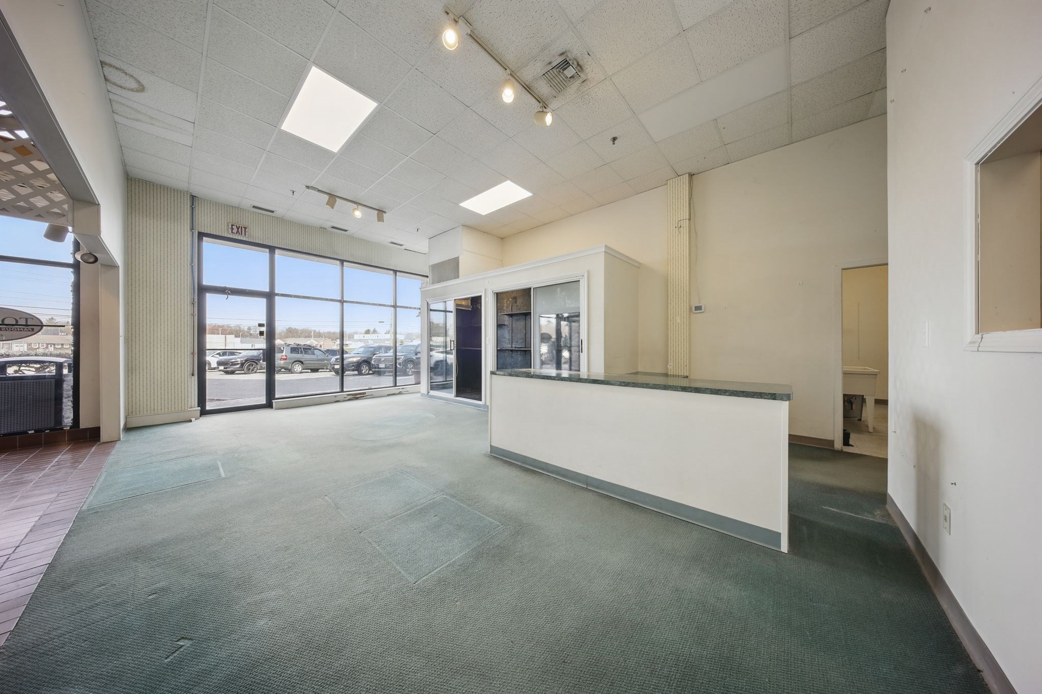 main property photo 7
