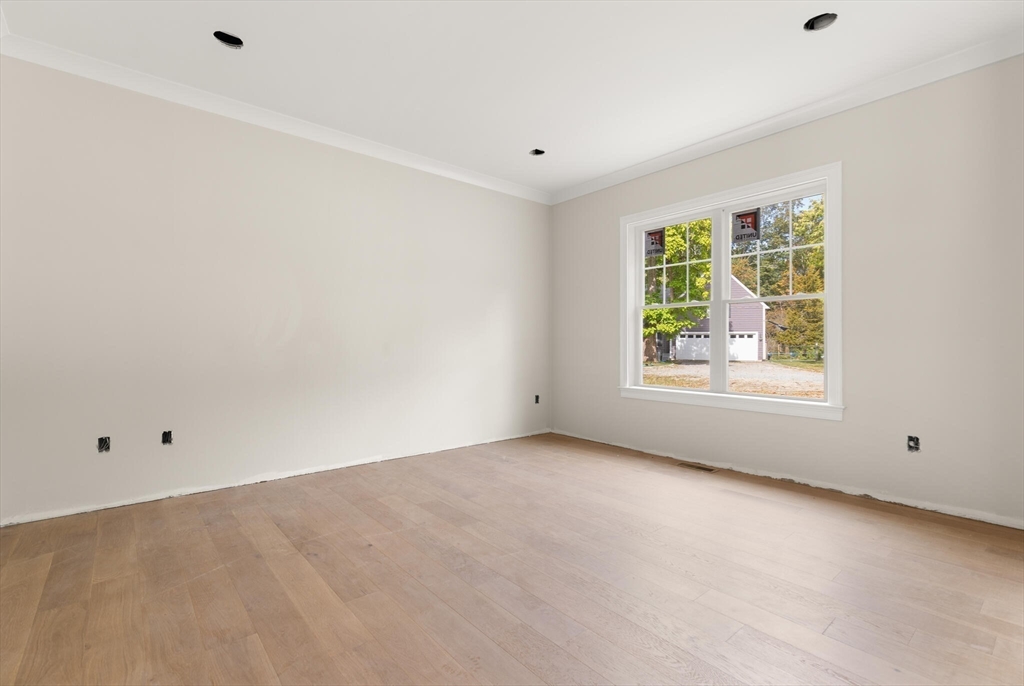 property viewer photo 12