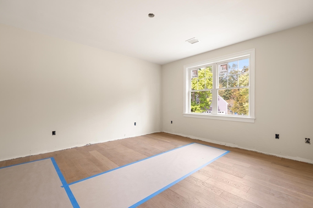 property viewer photo 15