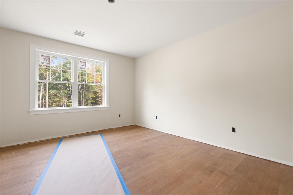 property viewer photo 17