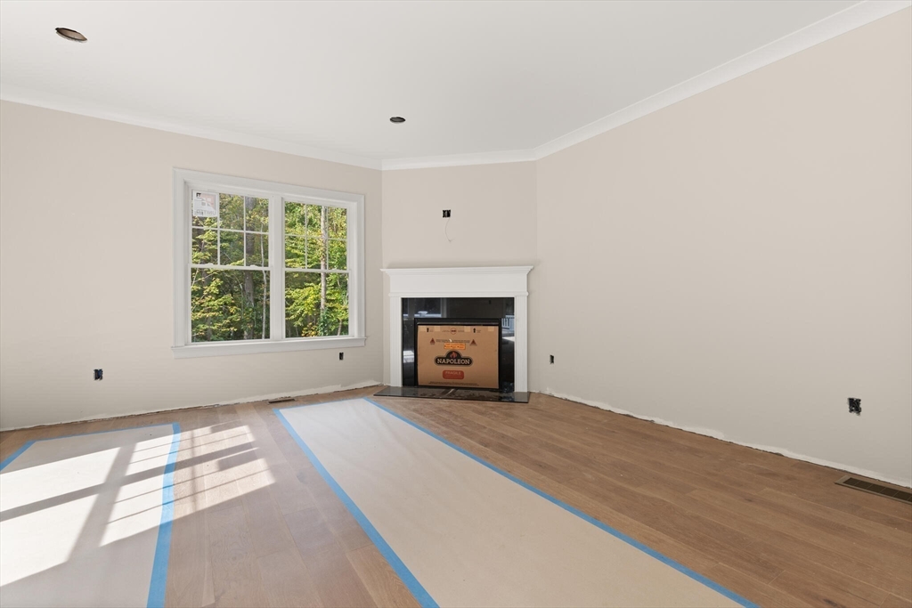 property viewer photo 7