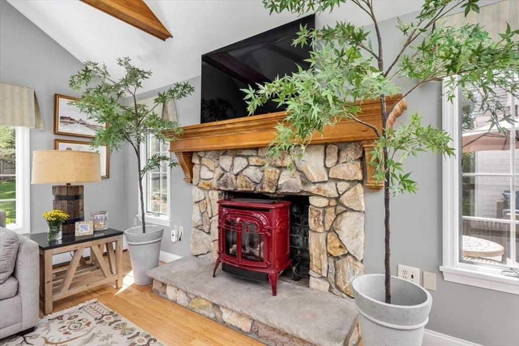 property viewer photo 10