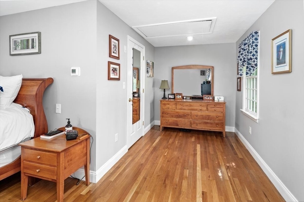 property viewer photo 18