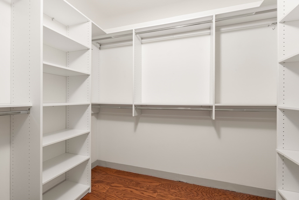 property viewer photo 17
