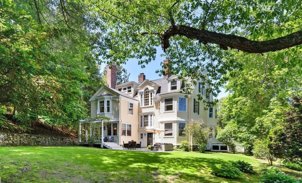 main property photo 3
