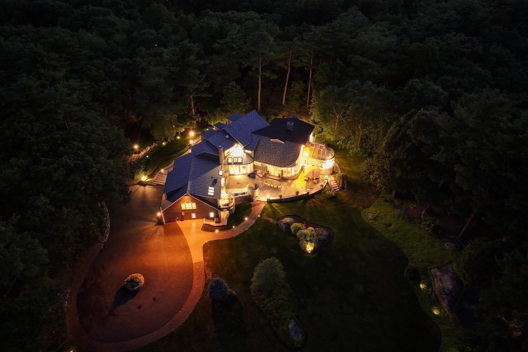 main property photo 6