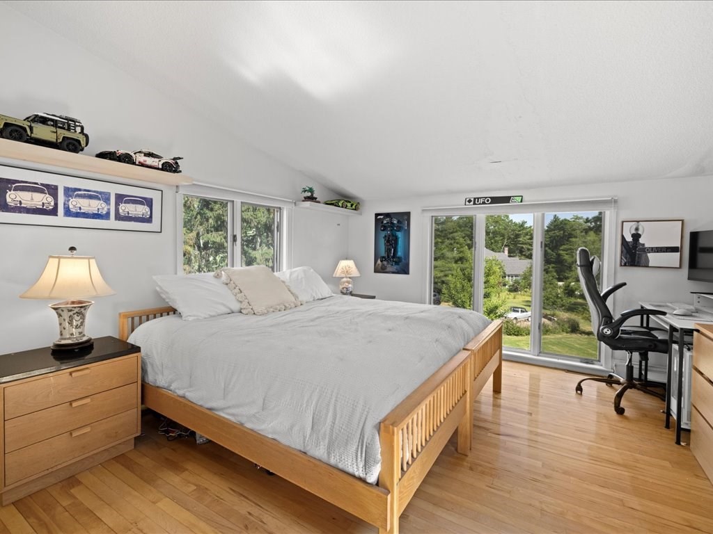 property viewer photo 25