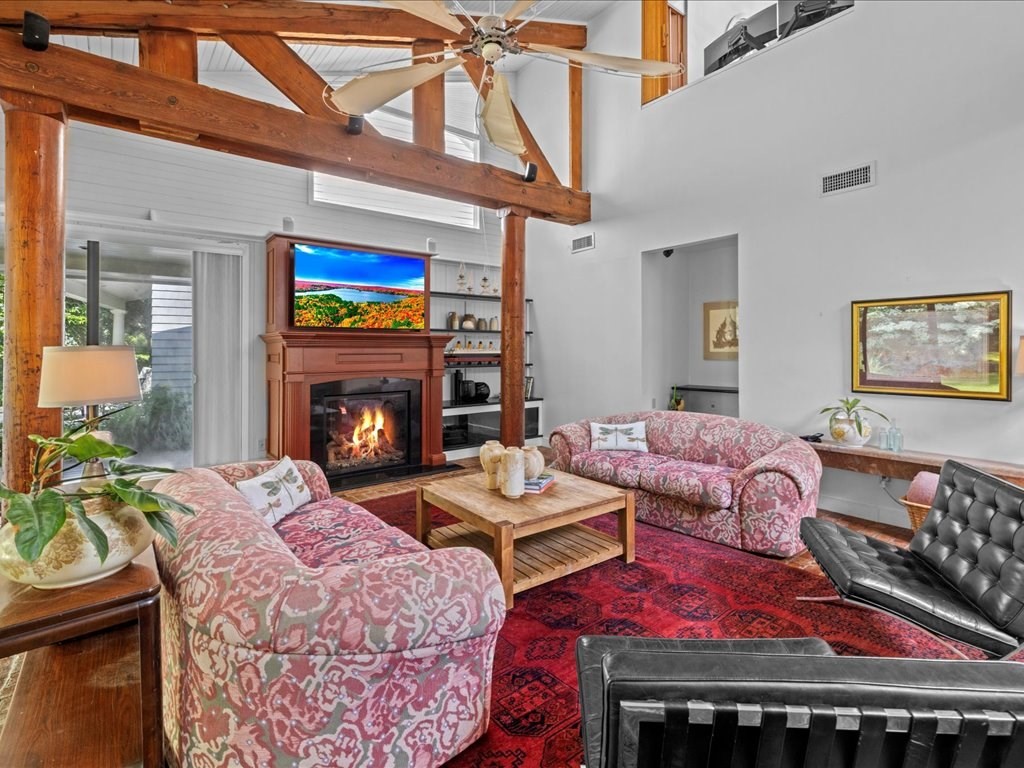 property viewer photo 9