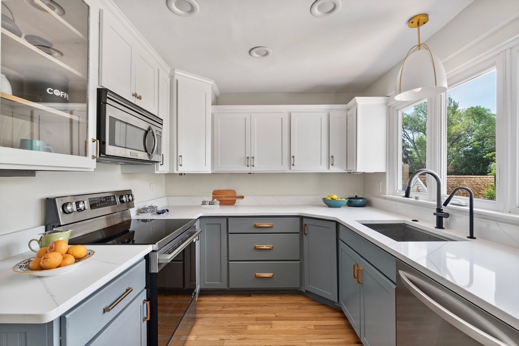 property viewer photo 6