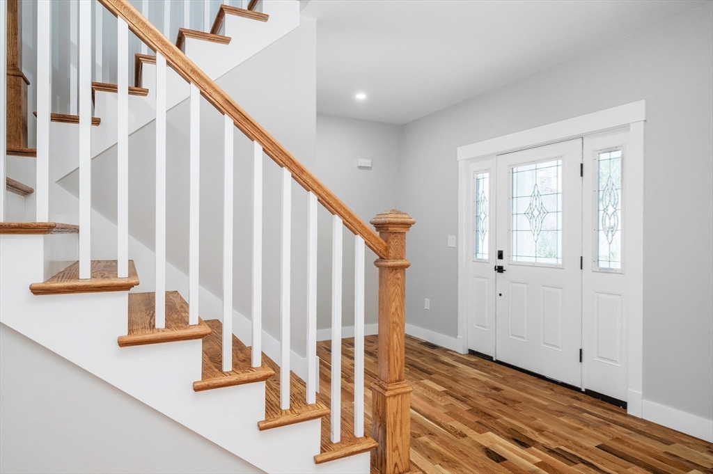 property viewer photo 18