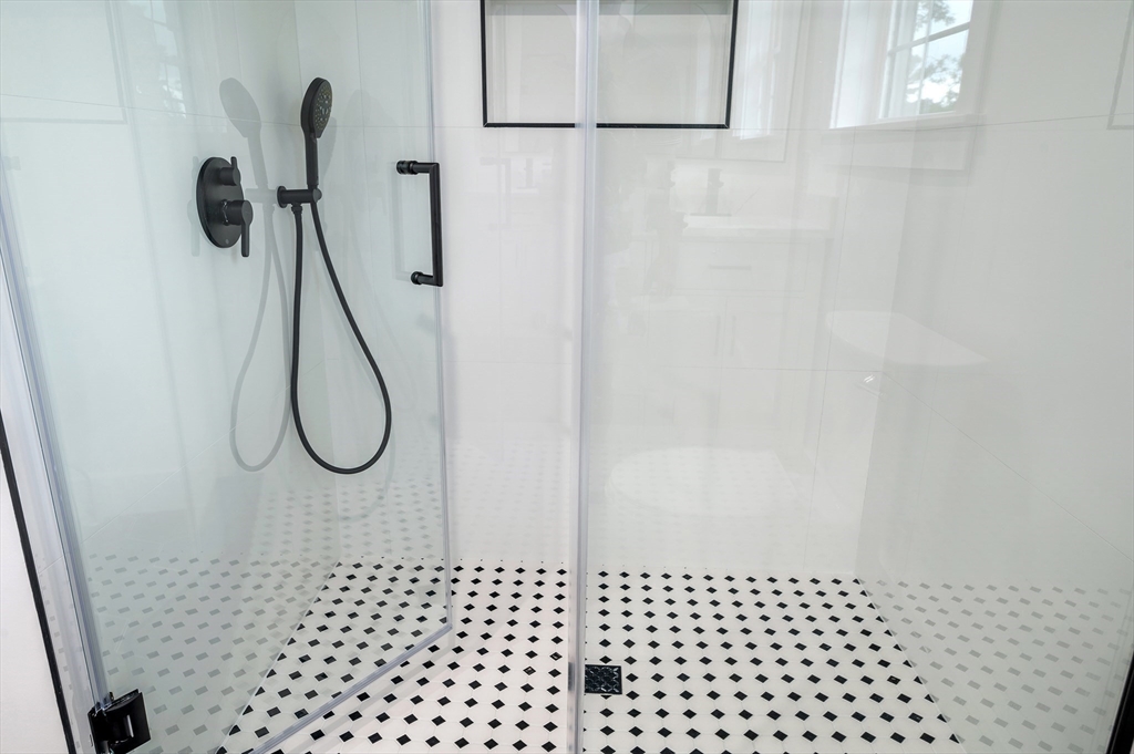 property viewer photo 32