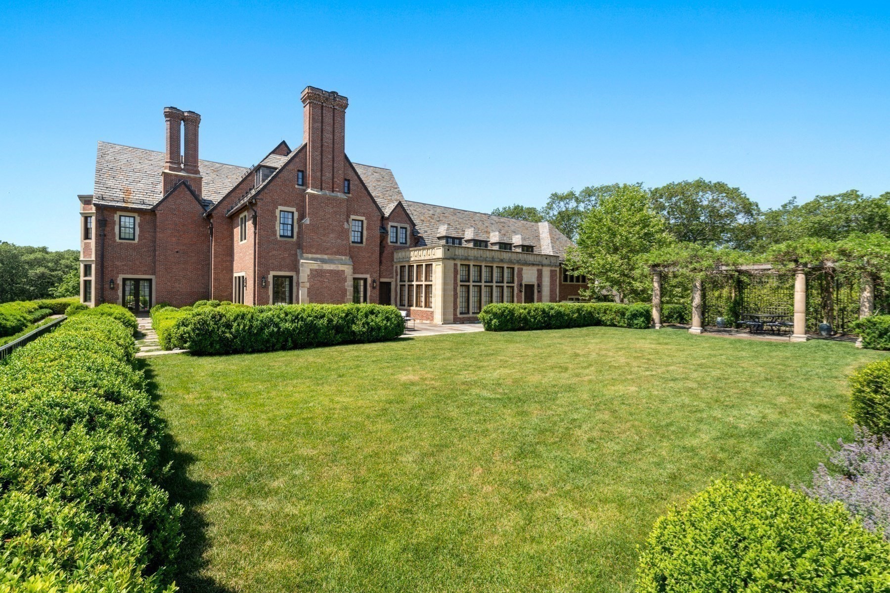 main property photo 33