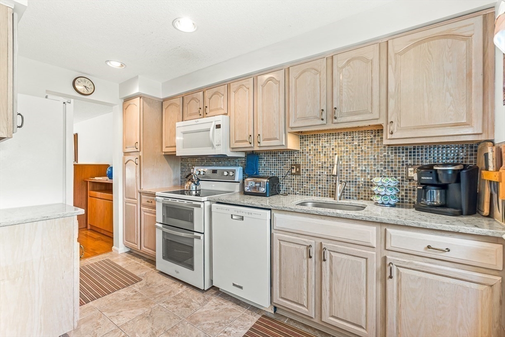 property viewer photo 4