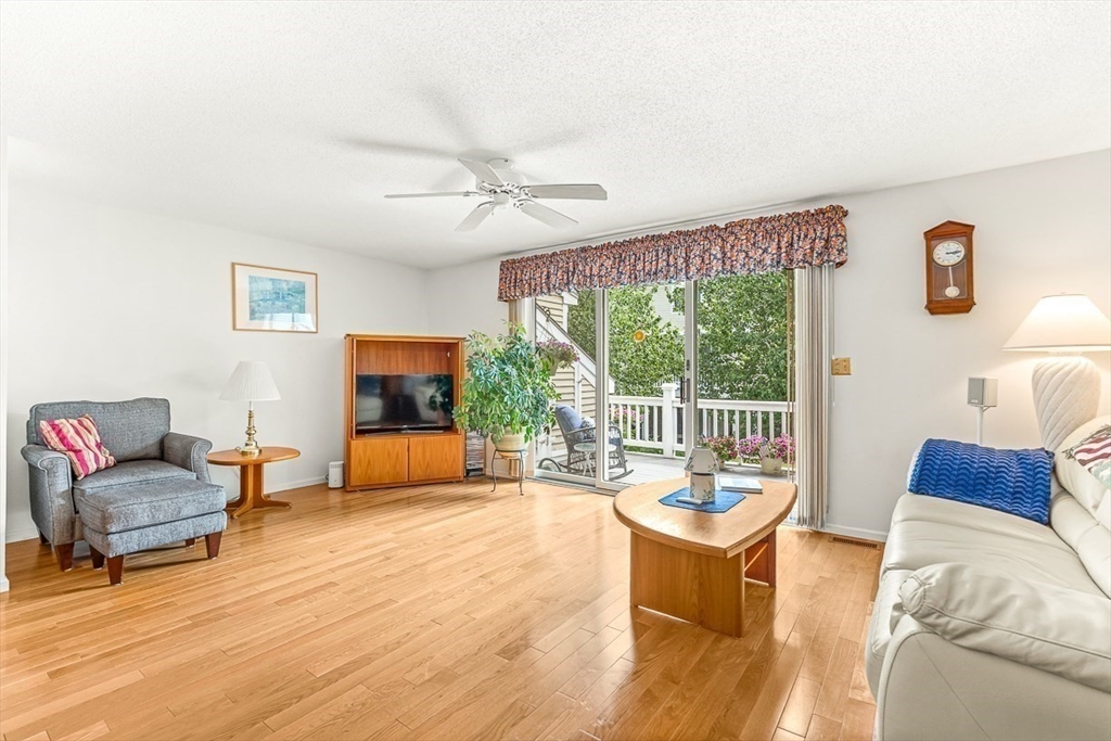 property viewer photo 9