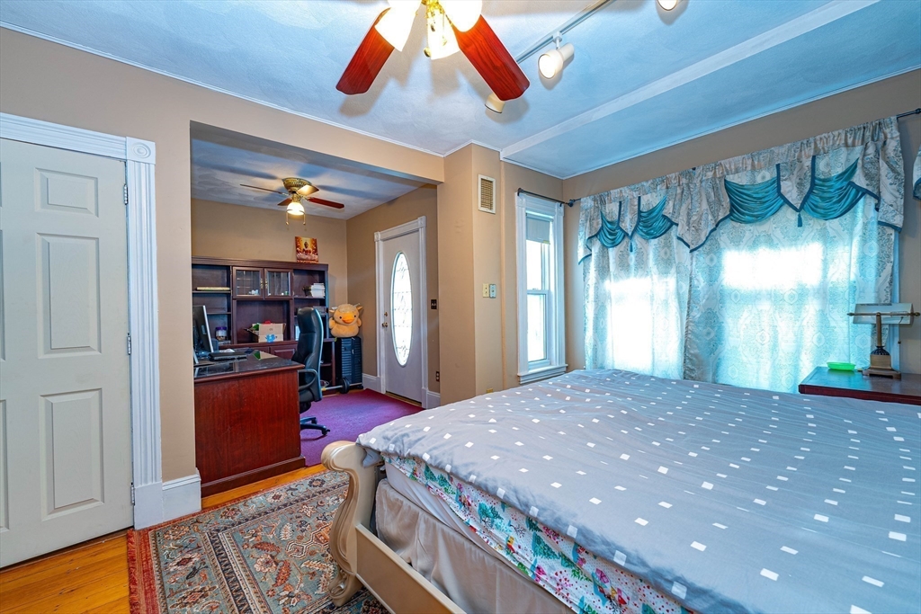property viewer photo 12