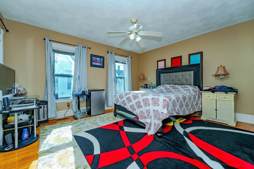 property viewer photo 14