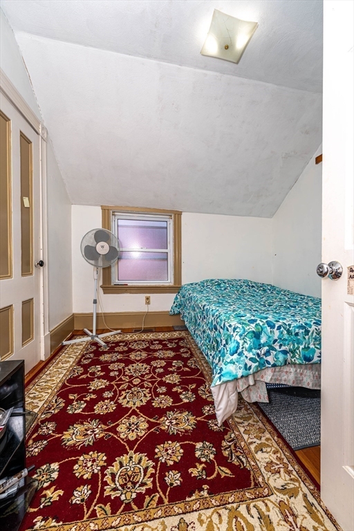 property viewer photo 18