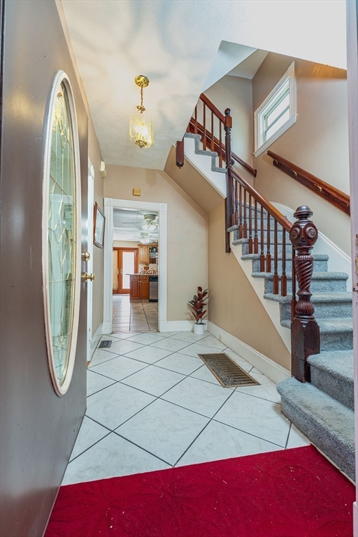property viewer photo 3