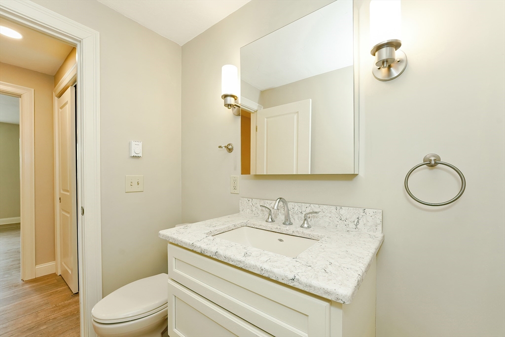 property viewer photo 23