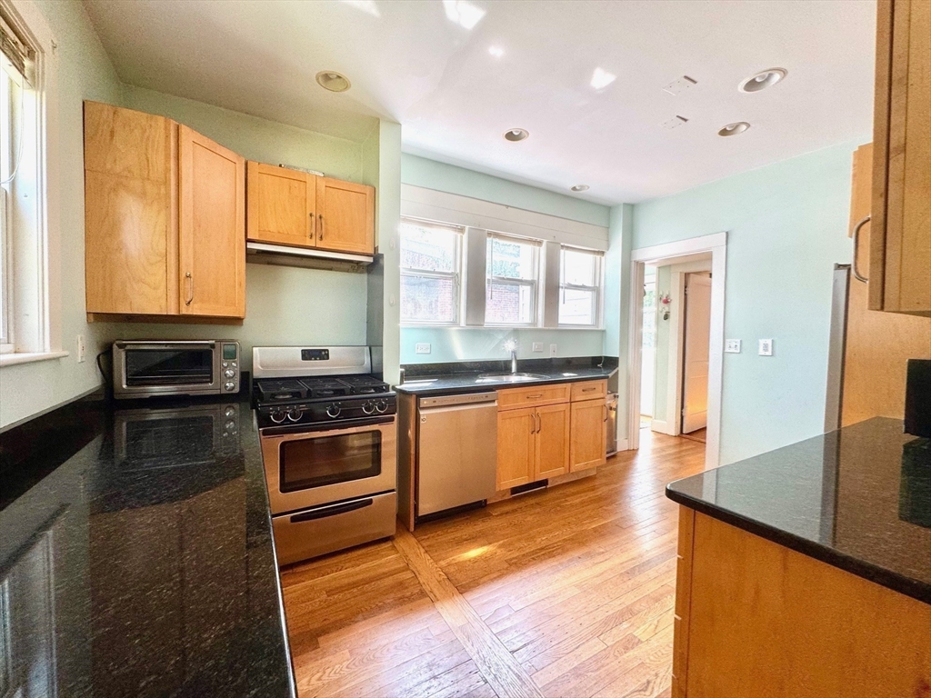 property viewer photo 10