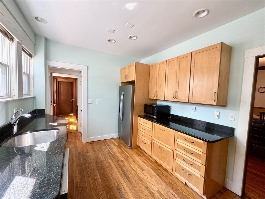 property viewer photo 11