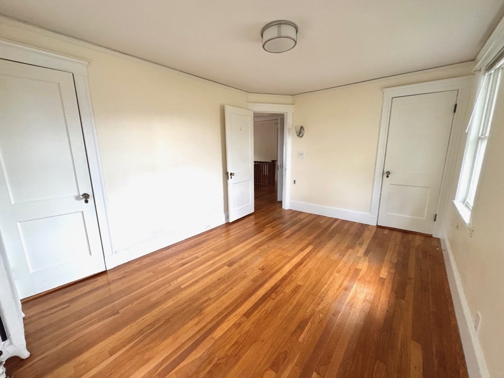 property viewer photo 19