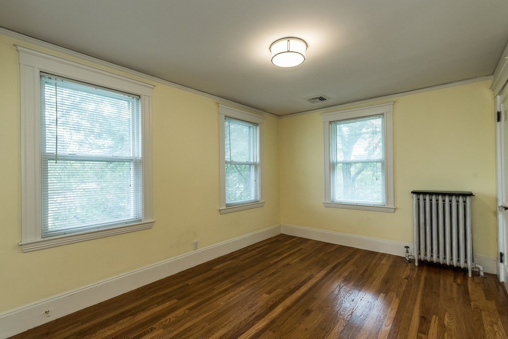 property viewer photo 20
