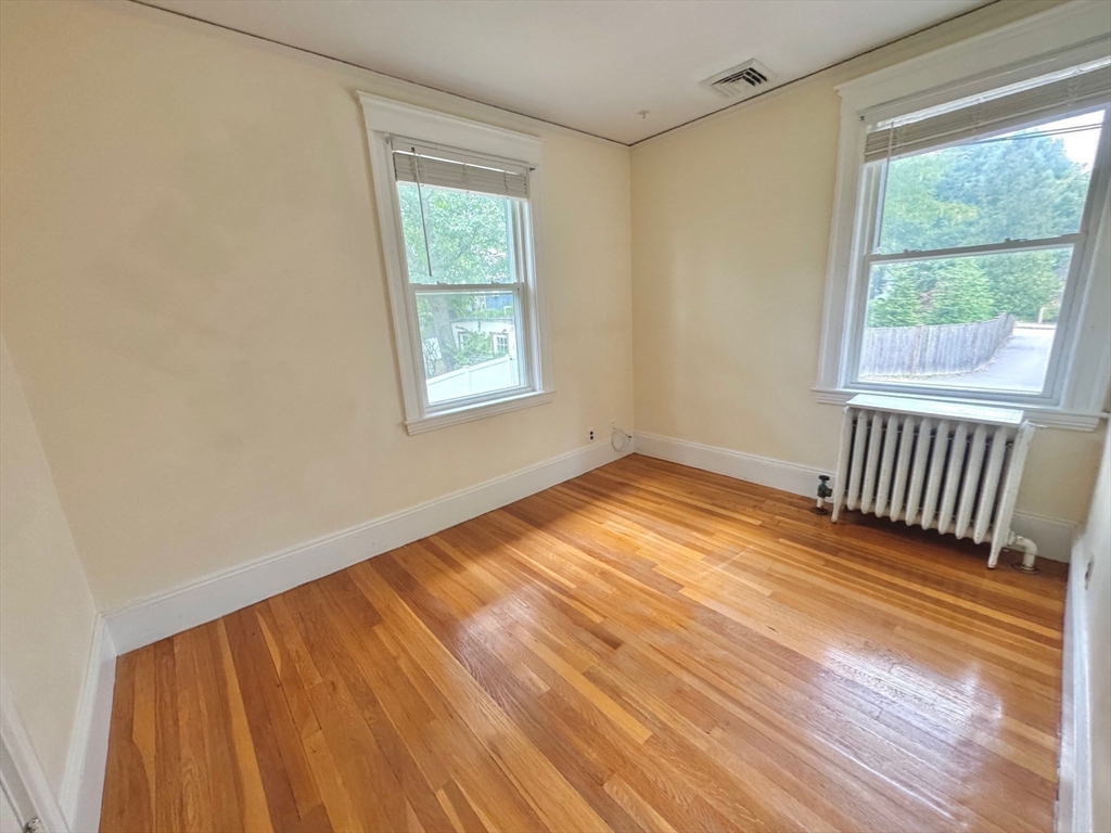 property viewer photo 23
