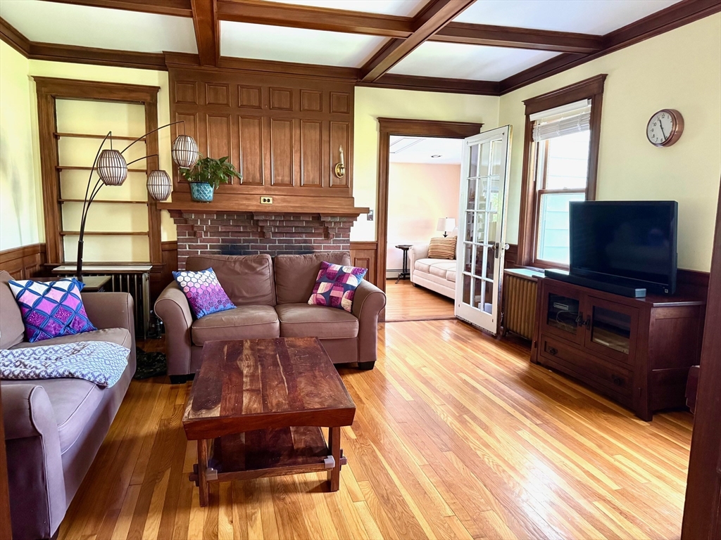 property viewer photo 4