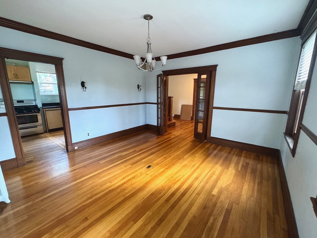property viewer photo 9