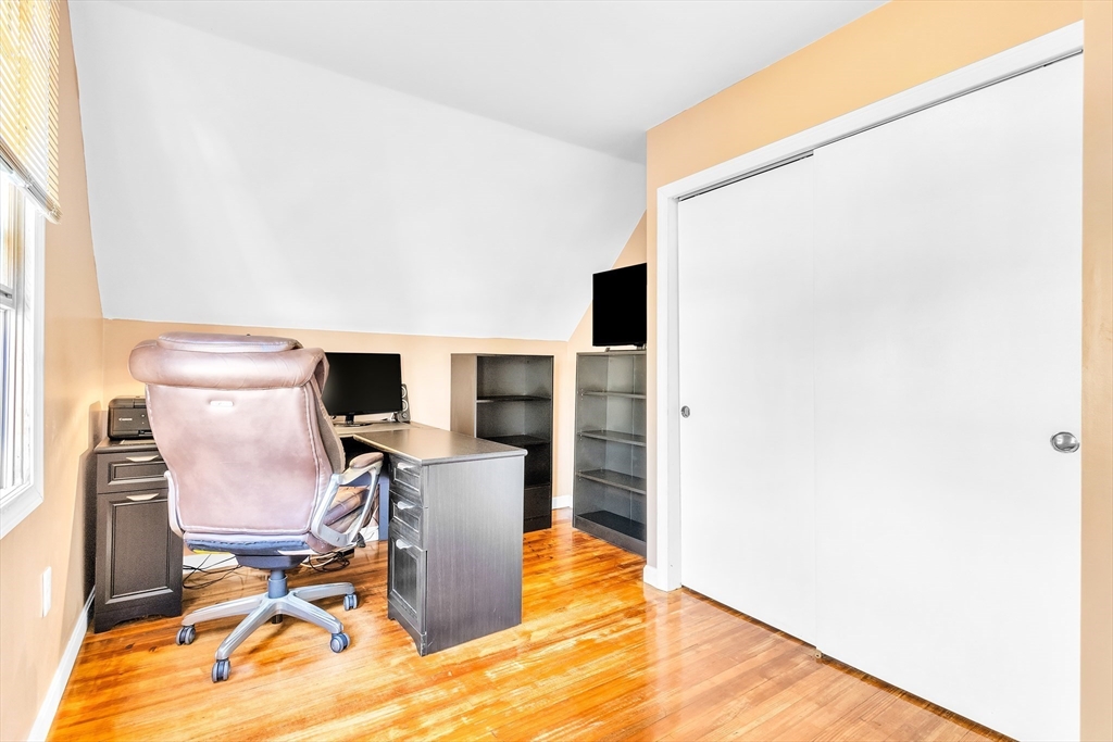 property viewer photo 15