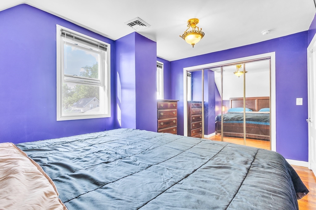 property viewer photo 17