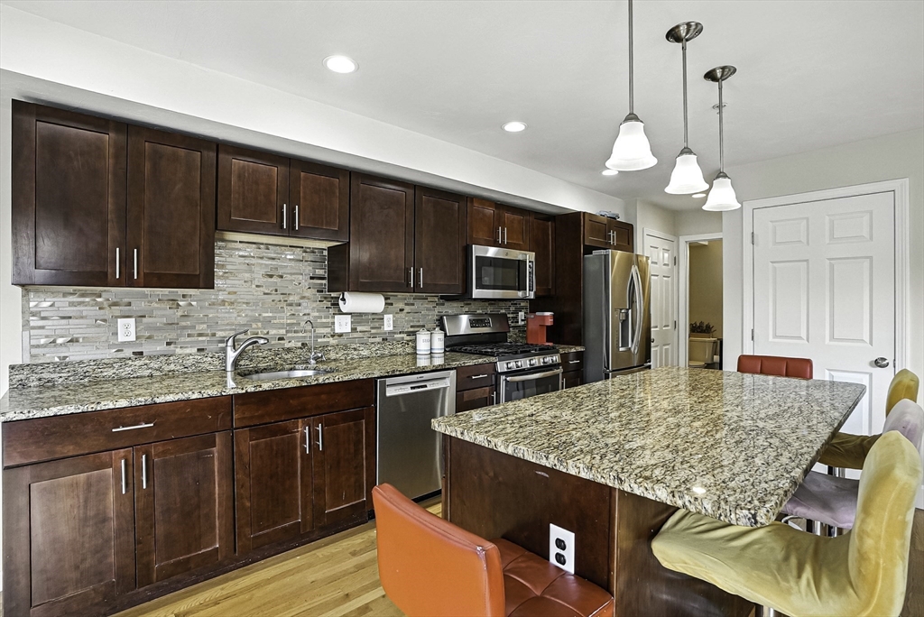 property viewer photo 11