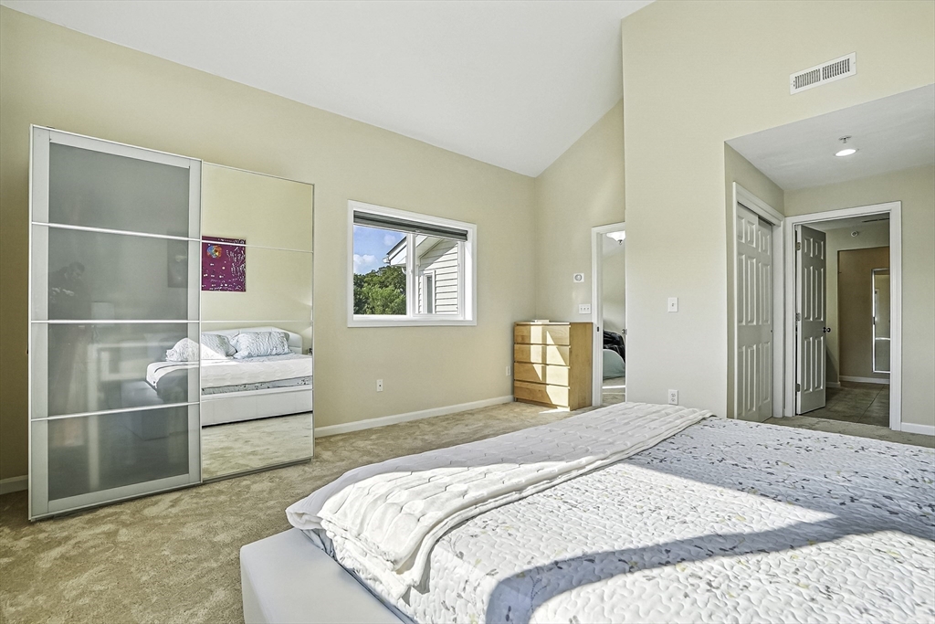 property viewer photo 19